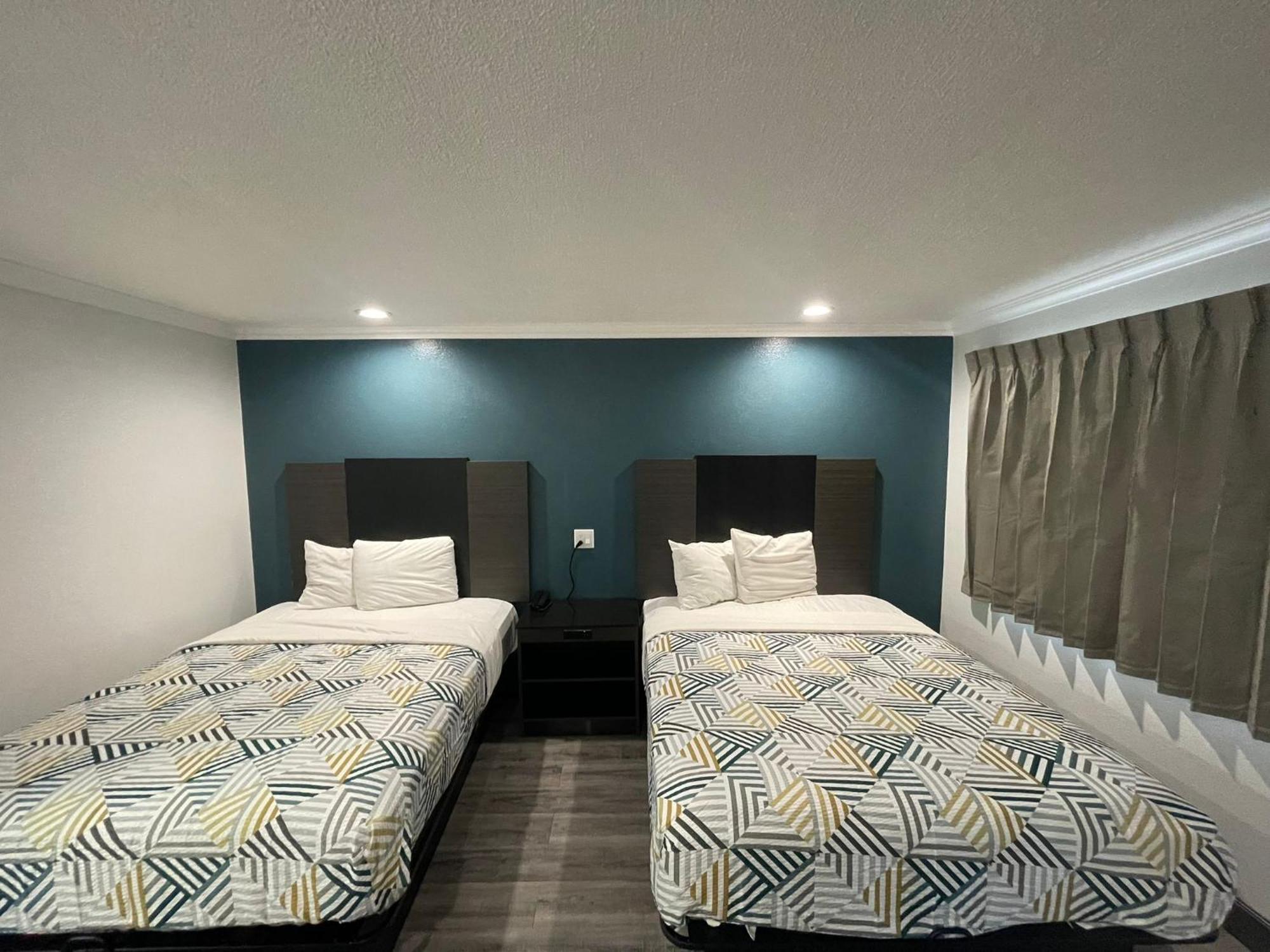Hotel Studio 6 San Bernardino, Ca 2*